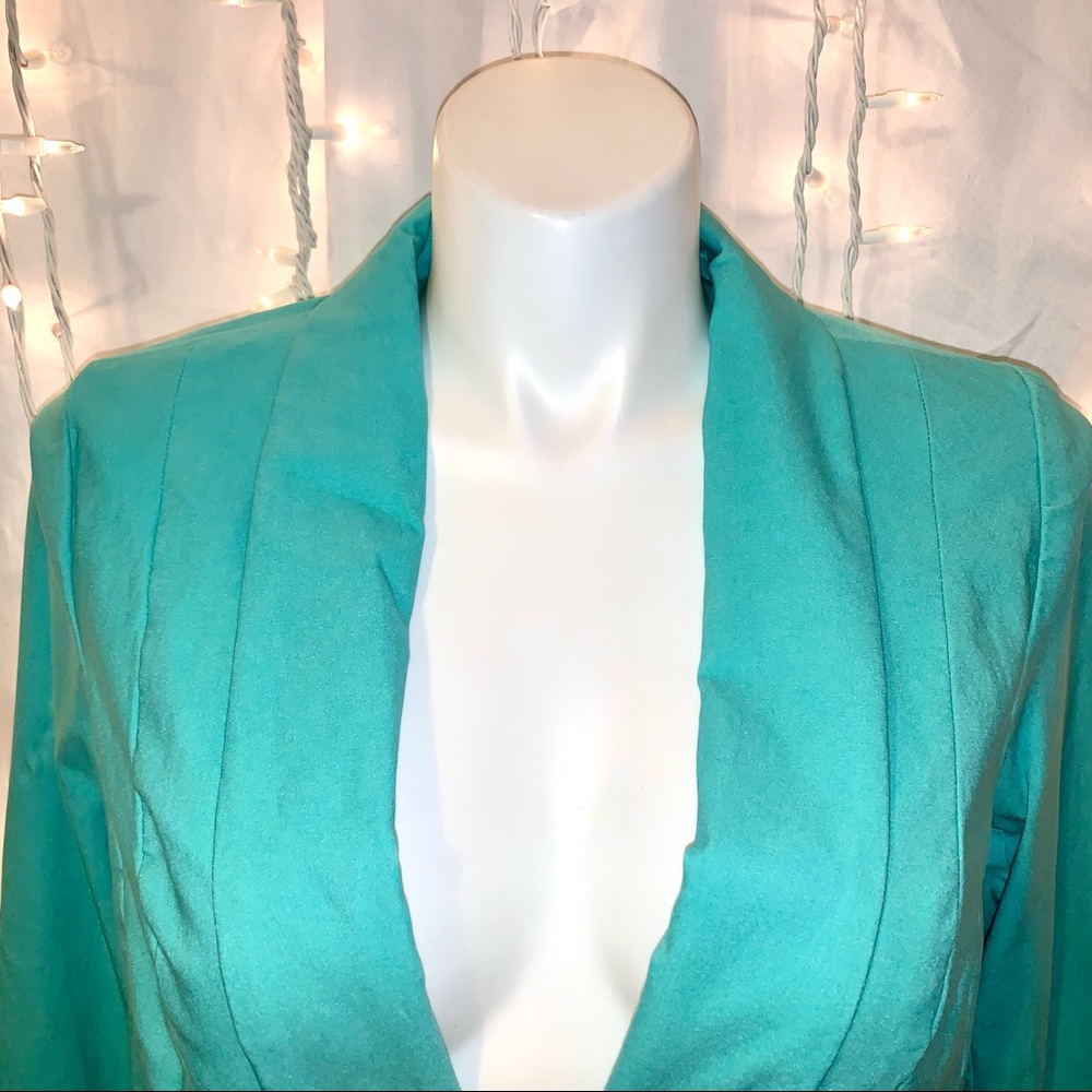 TORRID ⭐️ Mint Green Cut Away Stretch Blazer - Picture 3 of 9